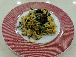 Spegetti at Reineckea Cafe 吉祥草 in Hong Kong Island