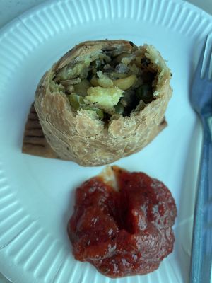 Samosa and chutney  at Veggie House in Weiterstadt