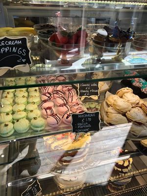 Vegan Macarons at Seaside Patisserie in Margate