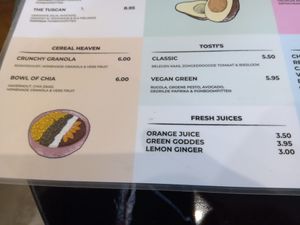 Toasties, granola and juices menu at Kushiin in Nijmegen