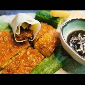 Vegetarian sliced duck 素片皮鴨 at Green Entrance 入素 in New Territories