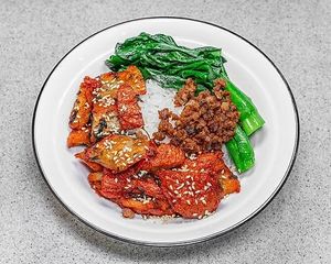 Veggie Minced Pork Rice with Preserved Olive Leaves and Char Siu 素肉燥欖菜叉燒飯 at Yummy Station 知味駅 in Kowloon