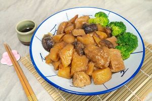 Steamed Lion's Mane Mushroom Rice with Shiitake Mushroom and Potato 花菇薯仔炆猴頭菇飯 at Yummy Station 知味駅 in Kowloon