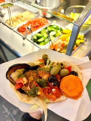  at Maoz - Saint Andre des Arts in Paris