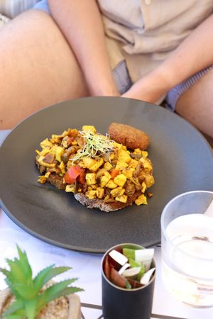 Tofu scramble on toast  at Fotis All Day Bar in Naoussa