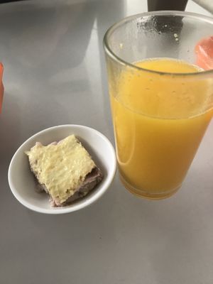 Juice and small desert that came with meal of day at Delicias Naturales in Popayan