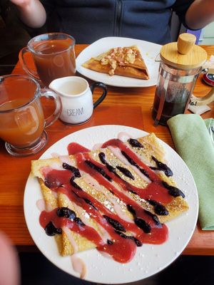 Berry crepe at Zest Garden Cafe in Lincoln City