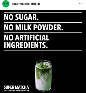 Oatly matcha latte at Super Matcha 슈퍼말차 in Seoul