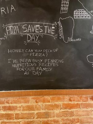 Decor   at Bellavita Pizzeria in Allenby Gardens