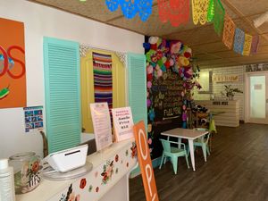 Hostess | Pick-up at Gordos Mexican Food in Waialua