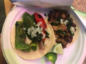 Street tacos at Gordos Mexican Food in Waialua