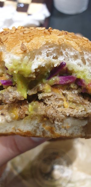 Shiitaké 🍔 at Copper Branch in Nancy