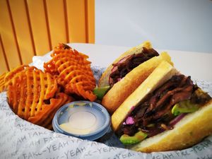 Bbqueen + Sweet Potatoes + Curry Sauce at fakc-yeah - Cloud kitchen in Mexico City