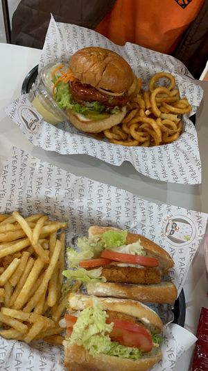 Mmmmm at fakc-yeah - Cloud kitchen in Mexico City