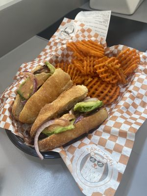 El Poio BBQ  at fakc-yeah - Cloud kitchen in Mexico City