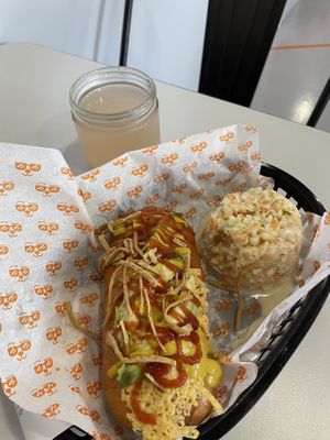Hotdog combo (como-tu) with coleslaw and ginger drink  at fakc-yeah - Cloud kitchen in Mexico City