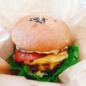 Classic cheese burger at Style Vegan - 스타일비건 in Seoul