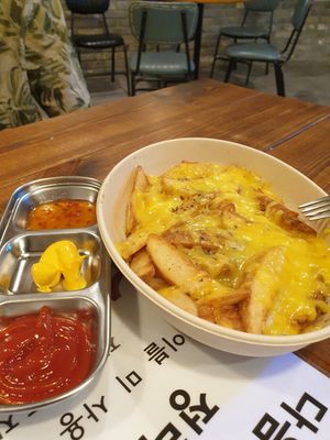 used all the dips as well... great wedges at Style Vegan - 스타일비건 in Seoul