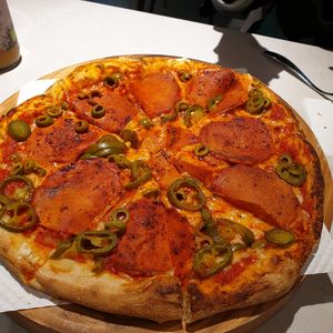 vegan pepperoni with jalapenos added at Style Vegan - 스타일비건 in Seoul