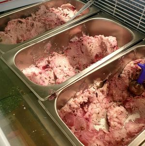 gotta have some sweets at Style Vegan - 스타일비건 in Seoul