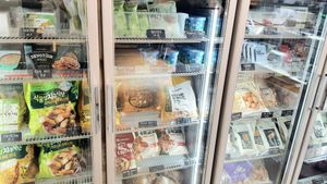 store section - freezer at Style Vegan - 스타일비건 in Seoul