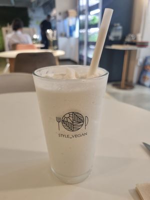 Batido Salted Caramel at Style Vegan - 스타일비건 in Seoul
