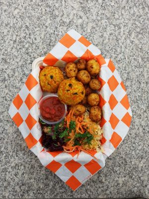 millet&carrot "meat 
balls" with baked potatoes and fresh salads  at Patison in Gdansk