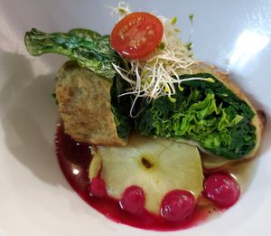 Spinach roll with caramelized apple at NA NA  in Playa Del Carmen