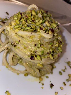 Pasta con pesto di pistacchi vegana   at Agriristories in Matera