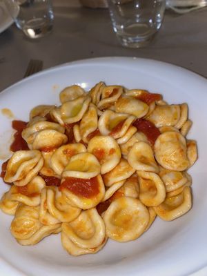 Orecchiette al pomodoro e basilico  at Agriristories in Matera