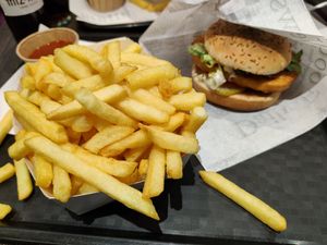 Large fries and vegan burger at Frituur Franky in Oostende