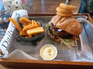 Beyond burger with fries and vegan mayo at Gewoon Bij Roon in Castricum