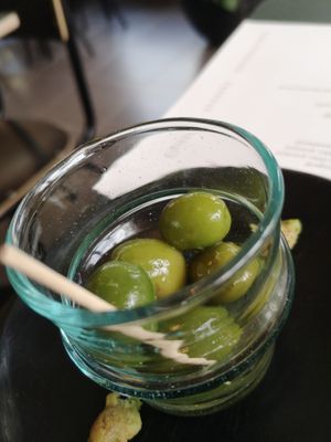 Excellent olives at Vangroenten in Hasselt