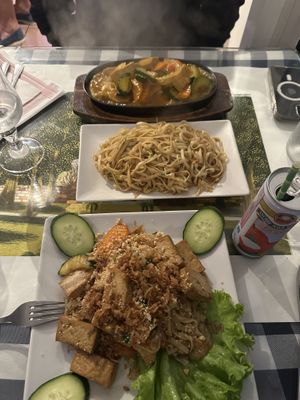 Oben Gemüse und Tofu auf heißer Platte   at Hanoi in Cap Dagde
