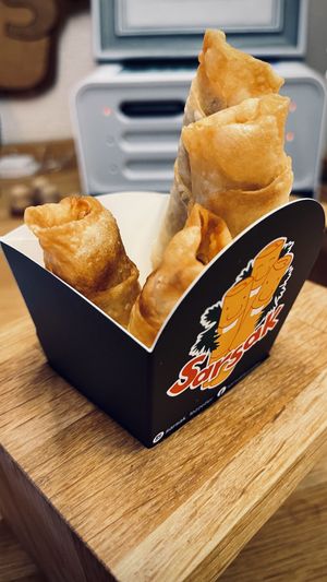 Fresh out of the fryer at Sarsak in Istanbul