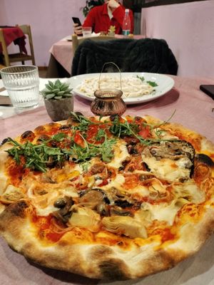 Mozzarella vegetale at Pizzaria Peperetta Dispetusa in Imperia