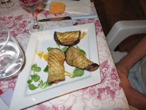 Filled eggpants rolls at Pizzaria Peperetta Dispetusa in Imperia