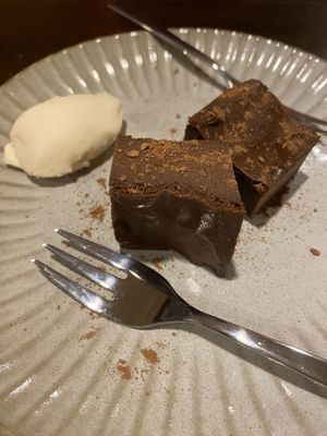 Vegan chocolate cake and soy ice cream  at Onpoint Madarao in Myoko