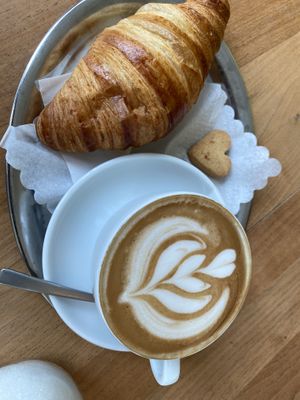 Cappuccino #Veganuary at Limette Eis-Cafe in Freiburg