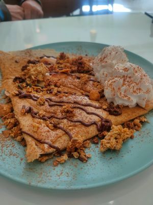 Crepe dulce (sobremesa) at Maria Limão in Porto