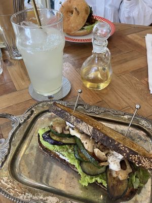 Champagne sandwich and homemade grapefruit soda juice   at Hatena in Tokyo