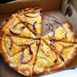 Cheese onion garlic bread  at Vizza Guys in Gateshead