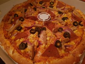 Combo pizza #Veganuary at Vizza Guys in Gateshead