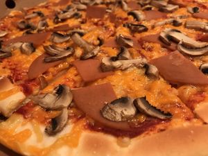 Farmhouse (ham & mushroom) at Vizza Guys in Gateshead