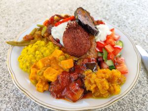 Don't say "big portion" 😉😅🤤 at B51 in Winterthur