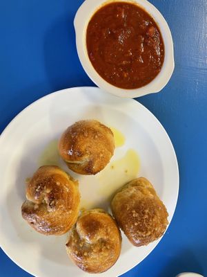 Garlic knots with incredible marinara at Earth Based Cafe in Martinsburg