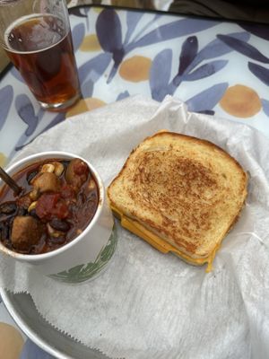 Chili had just the right amount of spice    at Hop's in Campton