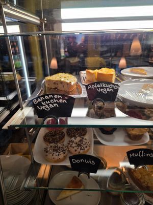 Vegane Kuchenauswahl at Samocca in Schwabisch Hall