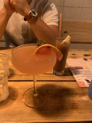 ´why is this nicer than my Ferrari?’ And ´Rum DMC’ cocktails 🎉 at Plant Base in Lisbon