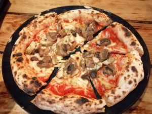 Capricciosa pizza at Plant Base in Lisbon